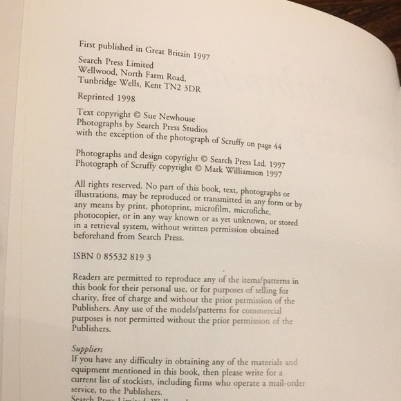 Vintage Bundle of 4 Embroidery Books - Crewel Bullion Stitch Hand Silk Ribbon - Picture 6 of 14